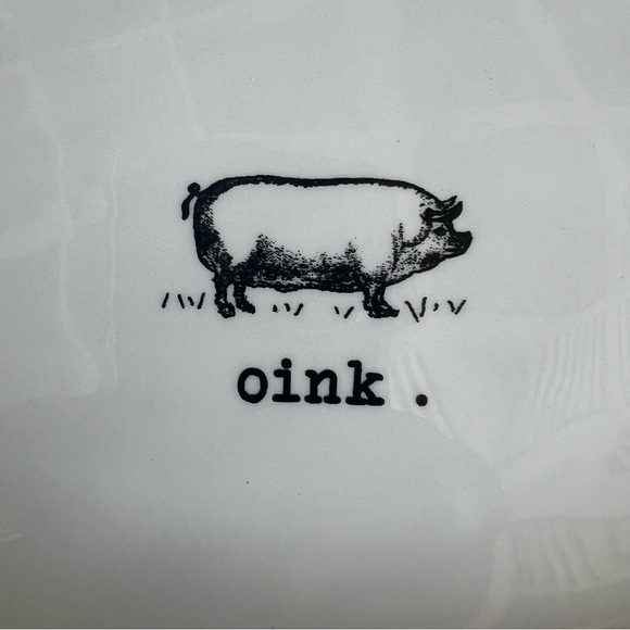 Rae Dunn Magenta Exclusive Farmline Oval Plate Oink Pig 2014 M Stamp GUC - Picture 4 of 5